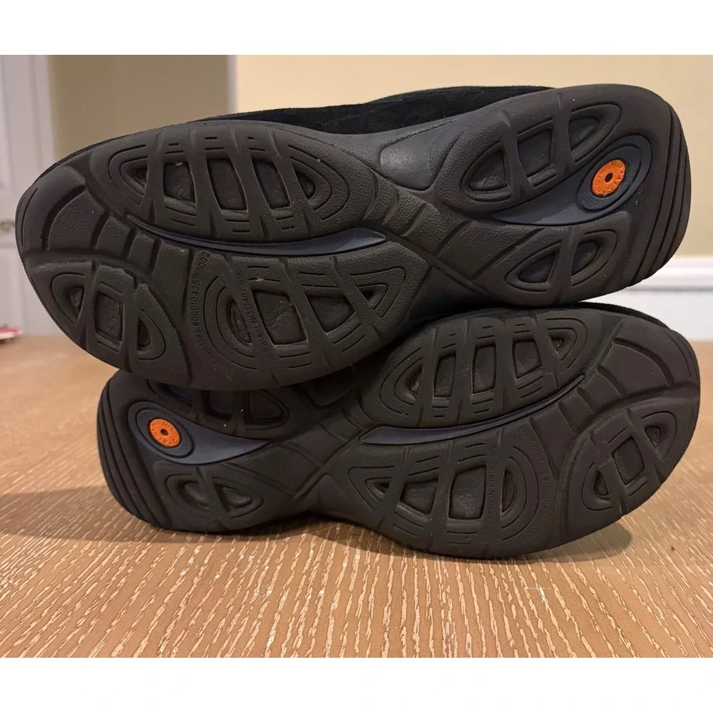 Merrell Women's 7 Black Suede Faux Fur Lined Slip On Clogs Comfort Shoes - Picture 5 of 7